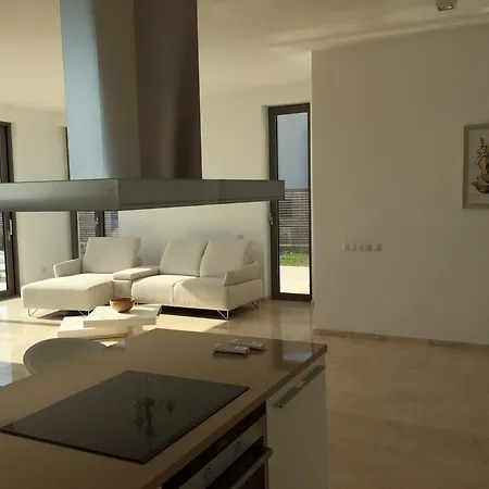 Вилла Cape Vergoti *