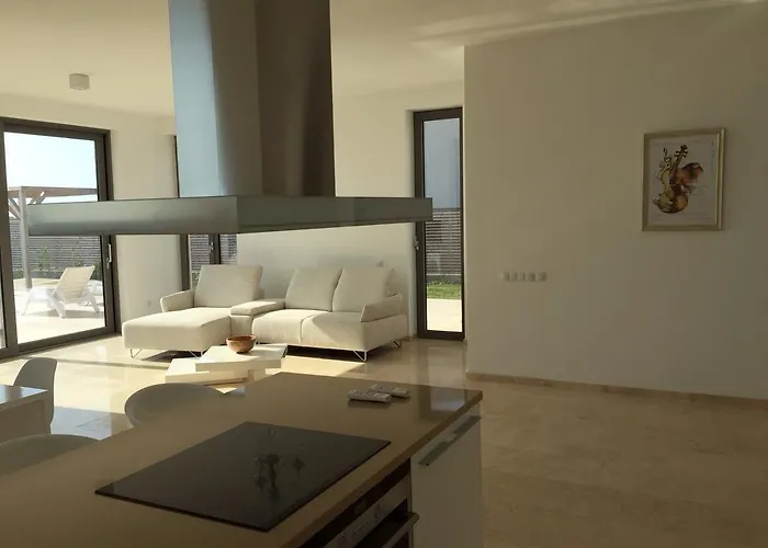 Вилла Cape Vergoti *