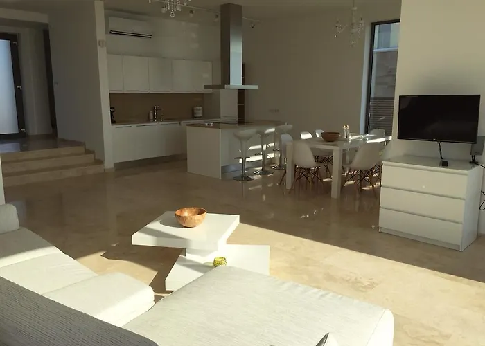 Вилла Cape Vergoti *