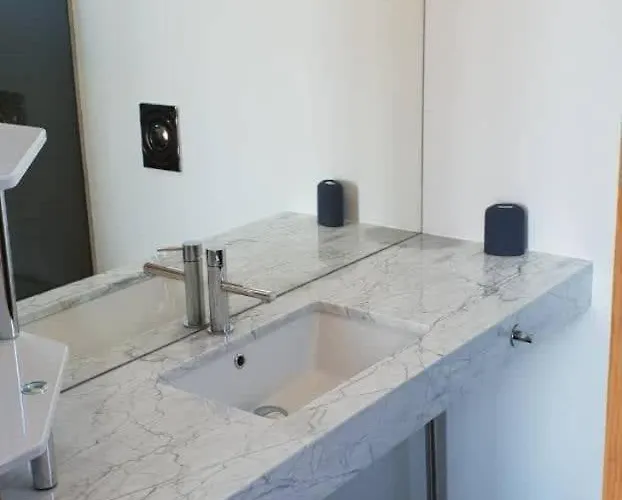 Cape Vergoti Лозенец